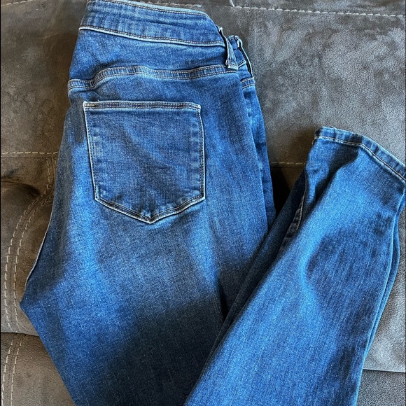 Denim - Old navy jeans